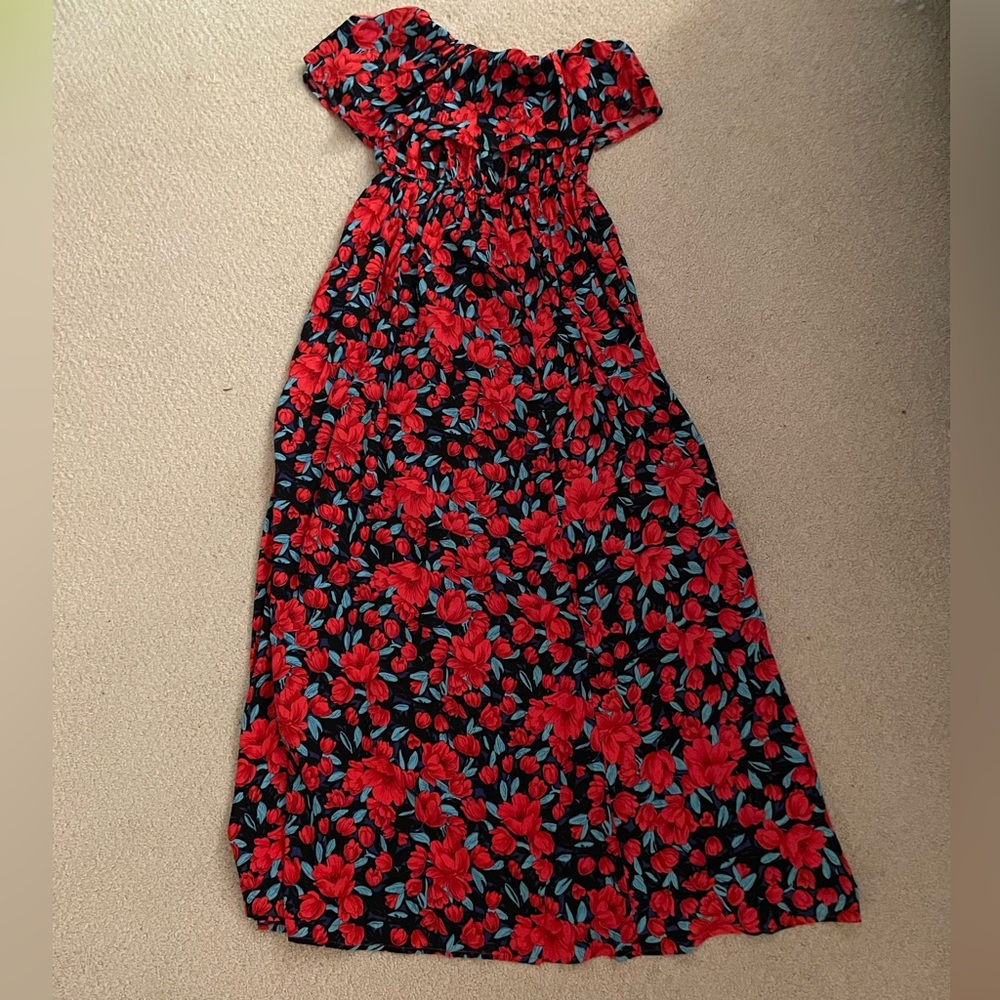 Maxi Floral Off - shoulder dress - size L